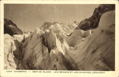 CPA Chamonix Mer de Glace Les Seracs et Les Grandes Jorasses
