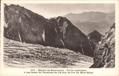 El glaciar de la POSTAL de la VENDIMIA de la parte superior de Bionnassay tiene una hora del término del ferrocarril de Mont Blanc