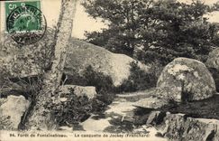 VINTAGE POSTCARD Drill of Fontainebleau the Cap of Franchard Jockey