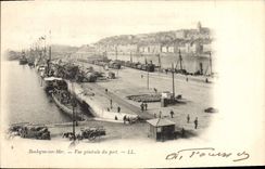 CPA Boulogne Sur Mer Vue Generale Du Port Bateaux