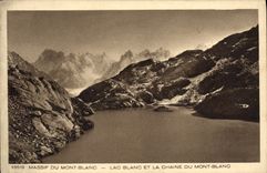 CPA Chamonix Mont Blanc Lac Blanc et la chaine du Mont Blanc 