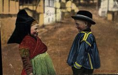 VINTAGE POSTCARD Children Alsace Folklore