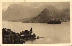 POSTAL Annecy de la VENDIMIA y su lago la roca de costoso