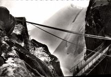 CPM Mont Blanc Teleferique De l'aiguille du Midi Vallee Blanche Passerelle du sommet Sud au Sommet Nord