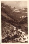 VINTAGE POSTCARD Gavarnie the path coaduisant with the Circus Skirts Gave