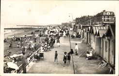 MODERN CARD Luc on Sea the dam and sea