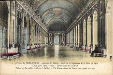 VINTAGE POSTCARD Palate of Versailles Gallery of Galces Room of the Signature of peace in 1919