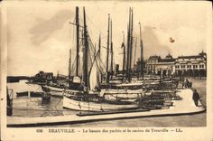 CPA Deauville Le Bassin des Yachts et le Casino de Trouville