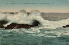 VINTAGE POSTCARD Biarritz Rocks Of the Virgin By heavy weather