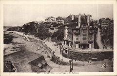 CPA Granville La Plage et les Falaises 