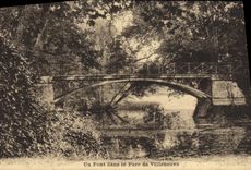 VINTAGE POSTCARD a Bridge in the Park of Villeneuve