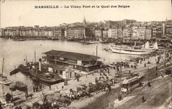 CPA Marseille Le Vieux Port et le Quai des Belges Bateaux Tramway