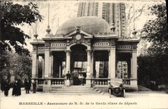 CPA Marseille Ascenseur de Notre Dame De La Garde la Gare du Depart
