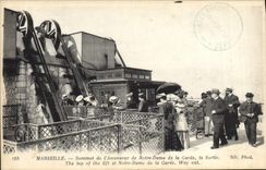 CPA Marseille Sommet de L'Ascenseur de Notre Dame de la Garde la Sortie 