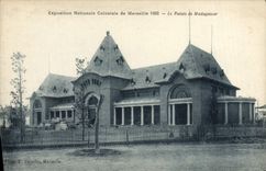 CPA Marseille Exposition Nationale Coloniale de 1922 Le palais de Madagascar