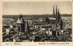 CPA Bordeaux Panorama La cathedrale et la grosse cloche