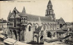 CPA Poitiers Notre Dame La Grande