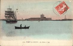 CPA Port De Bouc La Rade Bateau