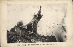 CPA Un coup de Mistral a Marseille 