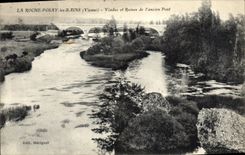 CPA La Roche Posay les Bains Viaduc et Ruines de l'ancien Pont