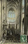 CPA Amiens La Cathedrale grande nef 
