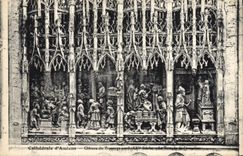 VINTAGE POSTCARD Cathedarle of Amiens Encloses Northern transept the temple