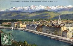 Opinión del panorama de Grenoble de la POSTAL de la VENDIMIA y la gama alpestre