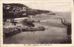 La POSTAL de la VENDIMIA entró en Niza de los barcos portuarios del boro del montaje
