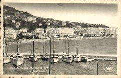 CPA Cannes Vue Sur le Port et les Hotels Bateaux