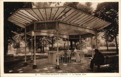 VINTAGE POSTCARD Pougues Water the Alice Source