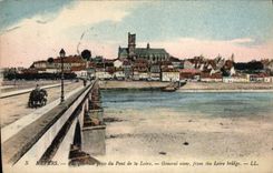 Opinión de Nevers de la POSTAL de la VENDIMIA tomada del puente del Loire