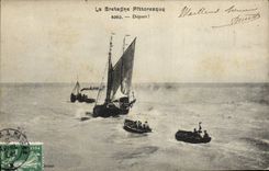 VINTAGE POSTCARD Boat Departure