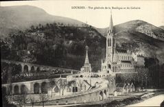 VINTAGE POSTCARD Heavy View of the Basilica and the Martyrdom