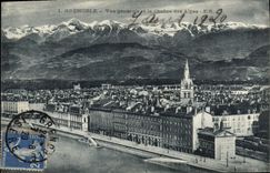 CPA Grenoble Vue Generale et la Chaine des Alpes