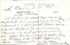 VINTAGE POSTCARD Amiens the Militaria Cathedral