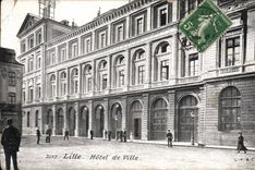 VINTAGE POSTCARD Lille Town hall