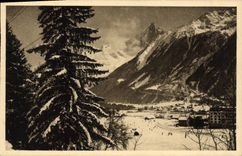 POSTAL Chamonix Mont Blanc de la VENDIMIA el valle de Arve y masa sólida de la aguja densamente adentro del invierno