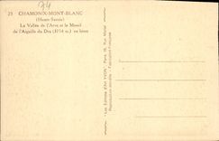 POSTAL Chamonix Mont Blanc de la VENDIMIA el valle de Arve y masa sólida de la aguja densamente adentro del invierno