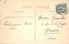 POSTAL Brienne de la VENDIMIA el castillo una esquina del parque