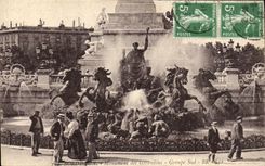 CPA Bordeaux Monument Des Girondins Groupe Sud