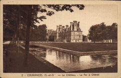 CPA Cournces Le Chateau Le Fer a cheval