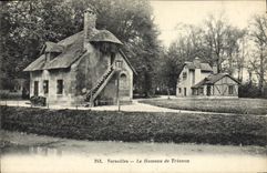 VINTAGE POSTCARD Versailles the Hamlet of Trianon