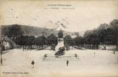 VINTAGE POSTCARD Cahors Gone Fenelon