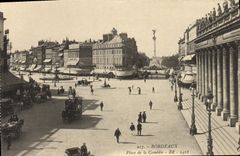 CPA Bordeaux La Place de la Comedie 