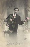 Hombre de la fantasía de la POSTAL de la VENDIMIA Felices fiestas