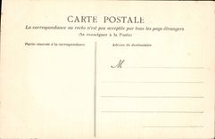 Patio de Castle De Keriolet Main de la POSTAL de la VENDIMIA y la torre grande