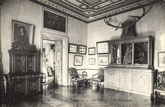 VINTAGE POSTCARD Cheverny the Small Living room