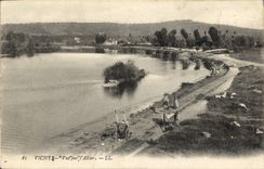 VINTAGE POSTCARD Vichy Seen on Allier