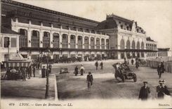Parques de Lyon de la POSTAL de la VENDIMIA de automóvil de Brotteaux