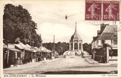 VINTAGE POSTCARD Sainte Anne d' Auray the Monument